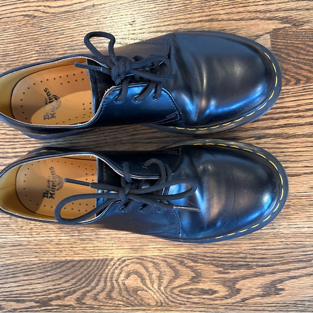 Dr. Martens 9us L Black Shoes